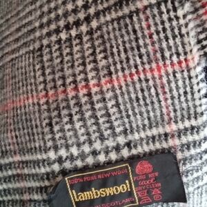 Lambswool Scarf Plaid Classic Tartan Red Black White Fringe Made Scotland